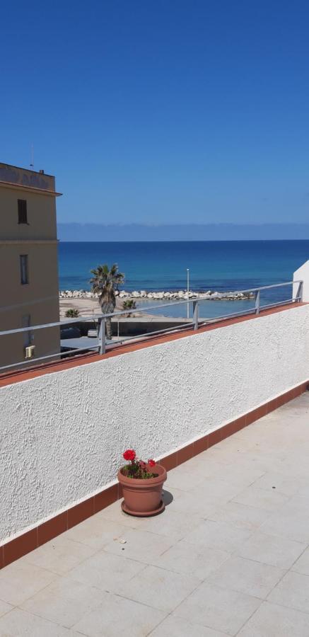 Case Vacanze "Residenze Trapanesi" Trapani Exterior foto